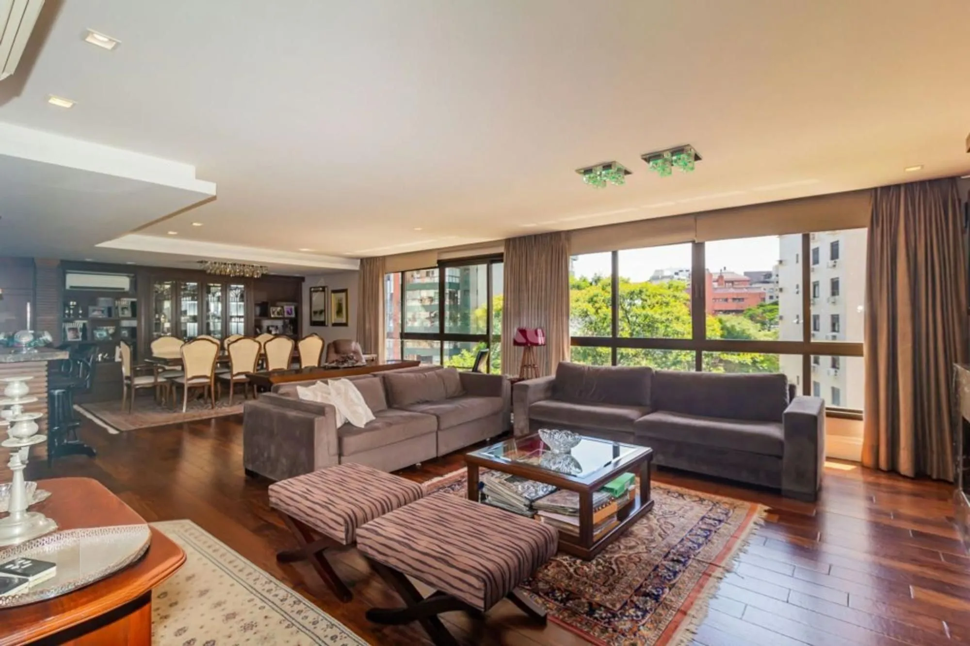 Imagem Apartamento de 3 dormitórios à venda em Bela Vista, Porto Alegre.