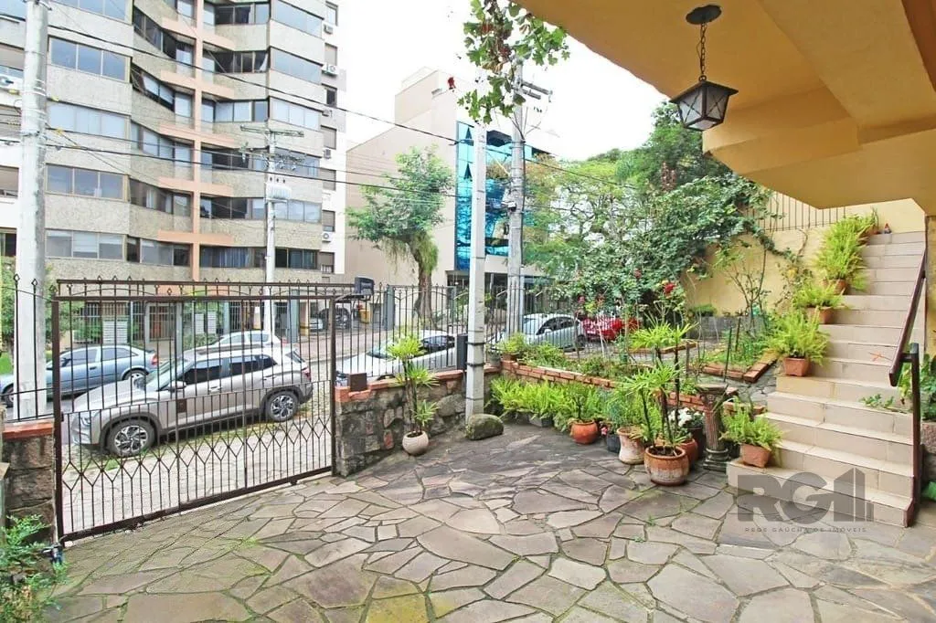 Imagem Excelente casa de 154m² com 3 dormitórios e 2 vagas.