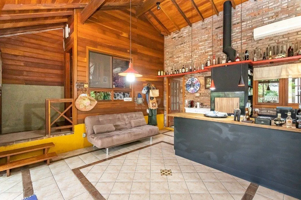 Imagem Casa de Condomínio em Elsa