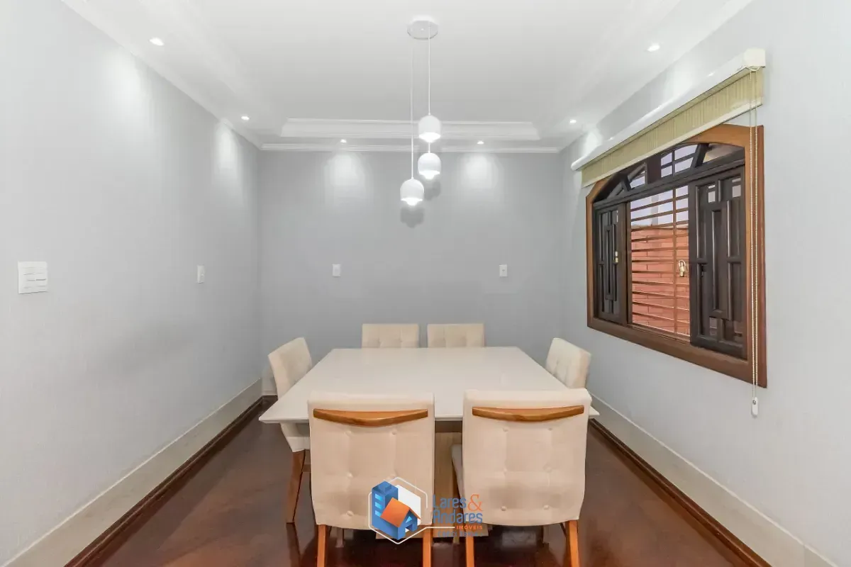 Imagem Sobrado para venda em Vila Amália (Zona Norte) com 3 quartos, sendo 1 suíte, 130m²