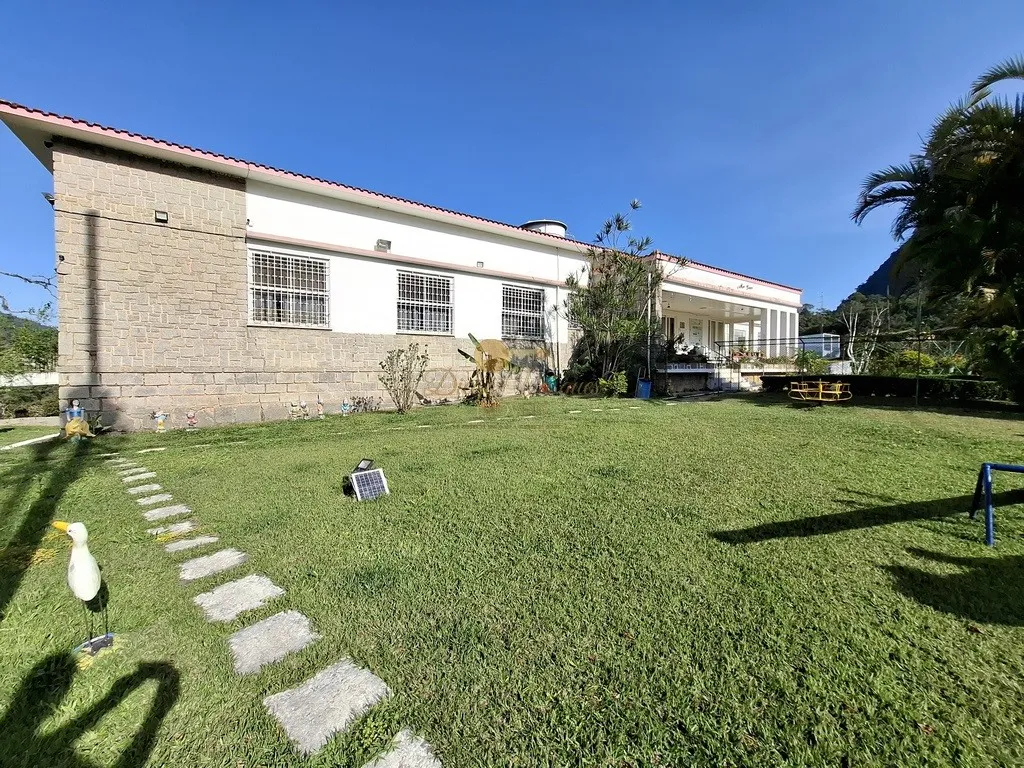 Foto do imóvel Casa para Venda em Teresópolis / RJ em Avenida Oliveira Botelho