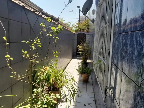 Imagem Sobrado com 3 dormitórios à venda, 199 m² por R$ 1.200.000,00 - Mirim - Praia Grande/SP