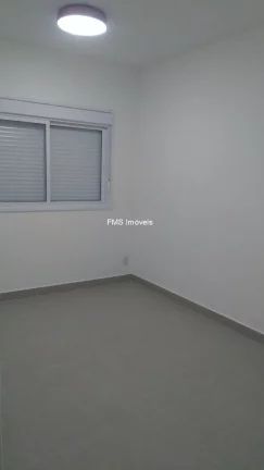Imagem Apartamento à venda em São Vicente-SP: 2 quartos, 1 suíte, 1 sala, 1 vaga de garagem, 62m² na Cidade Náutica. Venha conferir!