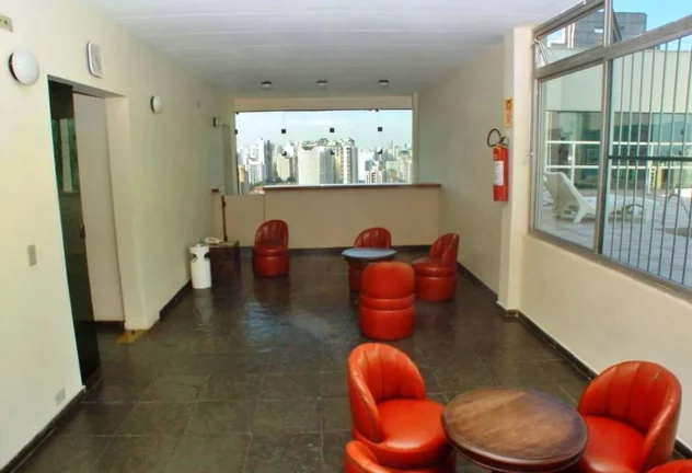 Imagem Flat disponível para locação no Saint Charles Residence Service, com 90m², 1 dormitórios e 1 vaga de garagem