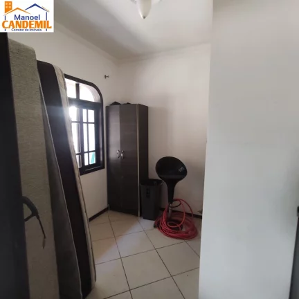 Imagem Casa Averbada à venda em Joinville, bairro Iririú