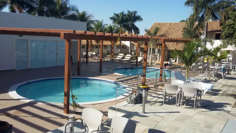 Imagem Casa de Condomínio com 1 Quarto à Venda ou Locação, 39 m² em Chácara Roma - Caldas Novas