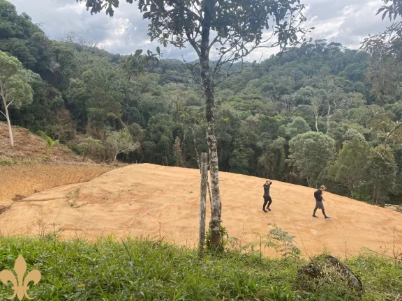 Imagem TERRENO RESIDENCIAL em RANCHO QUEIMADO - SC, Próximo da Praça