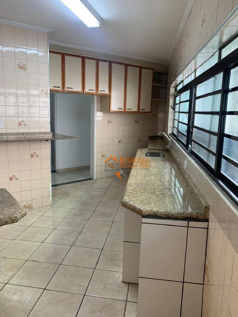 Imagem Casa com 3 dormitórios, 269 m² - venda por R$ 725.000,00 ou aluguel por R$ 4.194,00/mês - Jardim Presidente Dutra - Guarulhos/SP