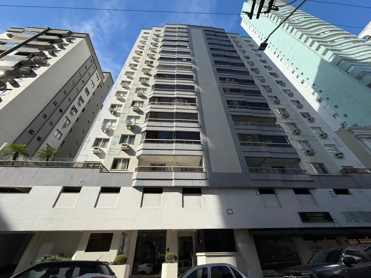 Foto do imóvel Apartamento à venda com 151m2 por R$ 2.400.000,00