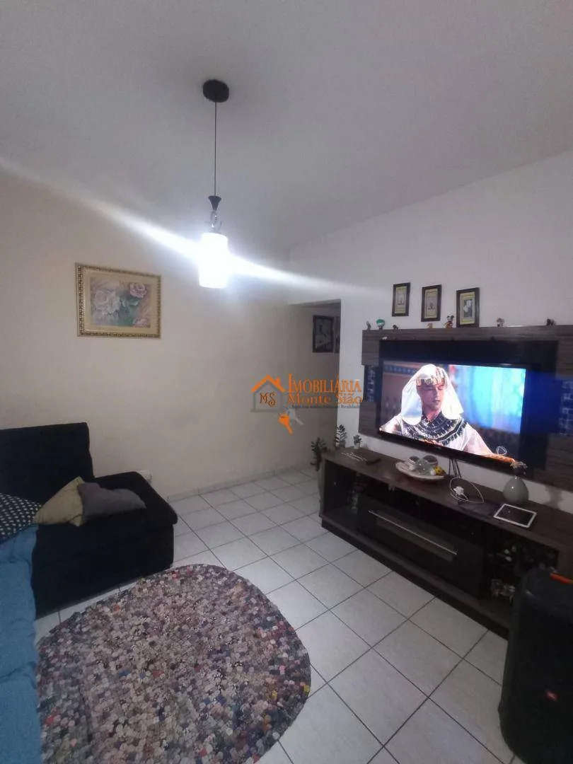 Imagem Casa com 2 dormitórios à venda, 200 m² por R$ 350.000,00 - Cidade Soberana - Guarulhos/SP