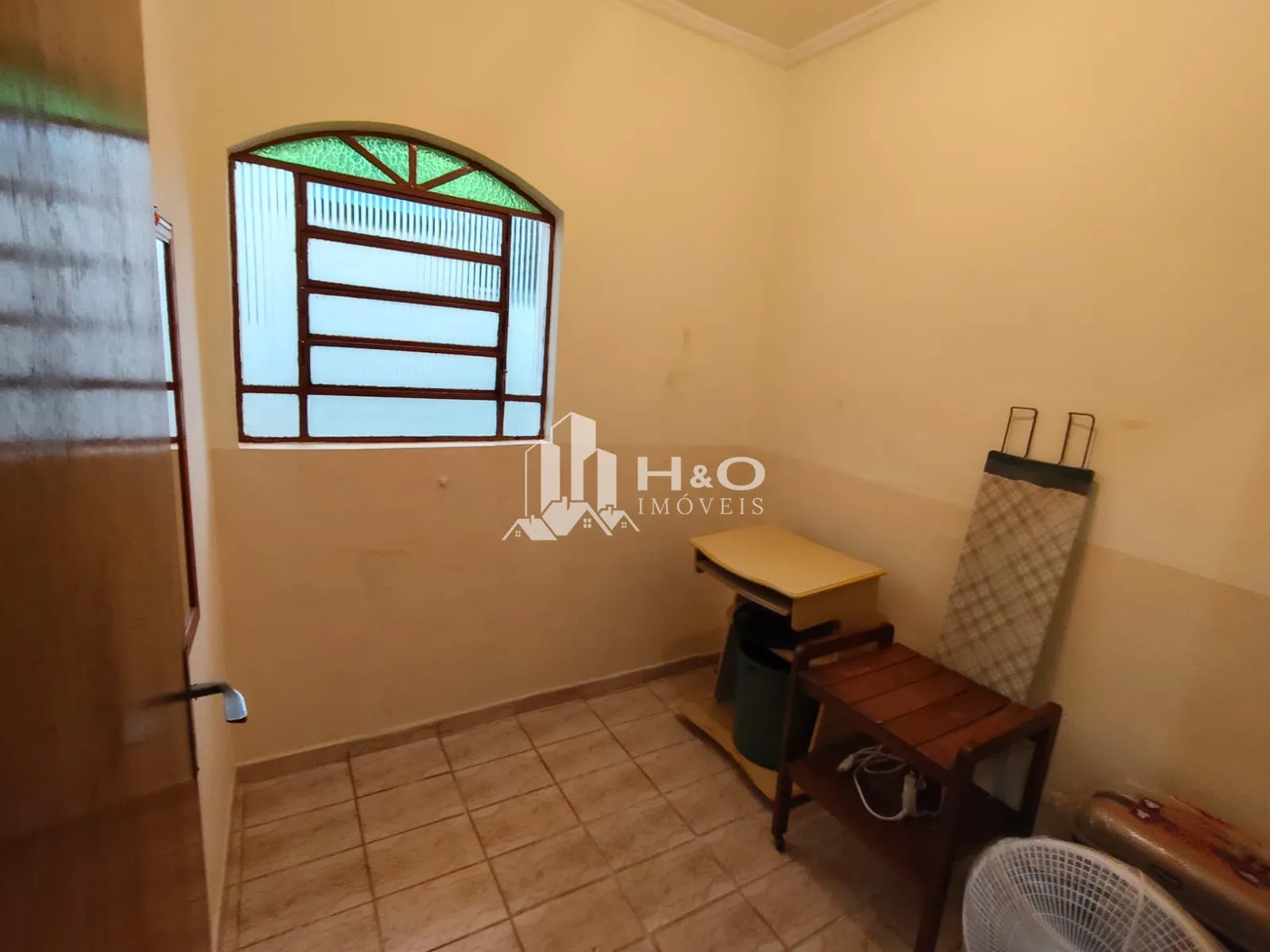 Imagem Sobrado à Venda no Jardim Nossa Senhora do Carmo - 4 Dormitórios | 2 Vagas | Terraço com Churrasqueira