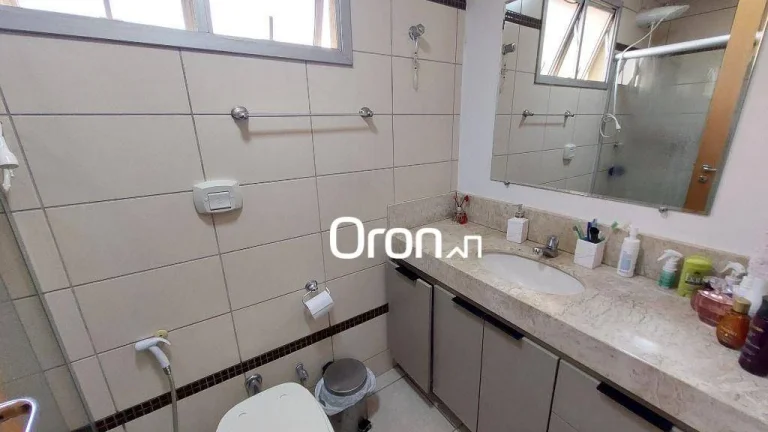 Imagem Sobrado com 3 dormitórios à venda, 145 m² por R$ 750.000,00 - Jardim Europa - Goiânia/GO