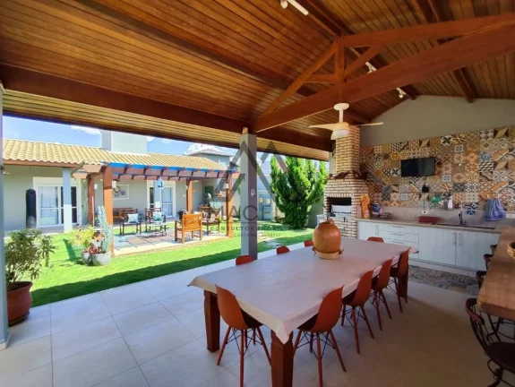 Imagem Casa Espetacular com 4 suítes Ninho Verde 1 - Encante-se com seu novo lar