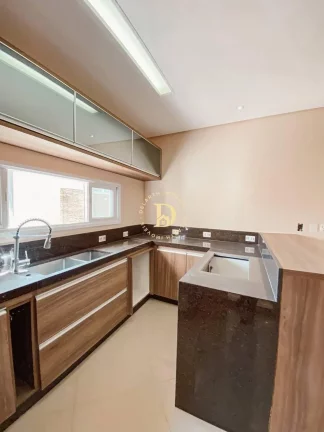 Imagem Sobrado - Jacareí - Bairro Villa Branca - 4 dormitórios (4 suítes) 239 m²