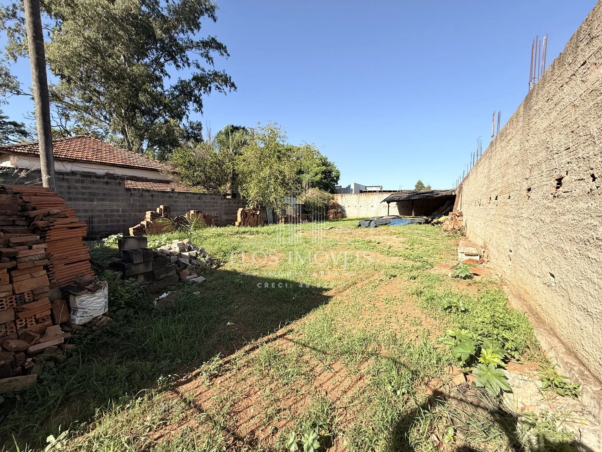 Foto do imóvel Lote/Terreno de 300m² no bairro Residencial Chácara São José, em Limeira em Residencial Chácara São José, Limeira - SP