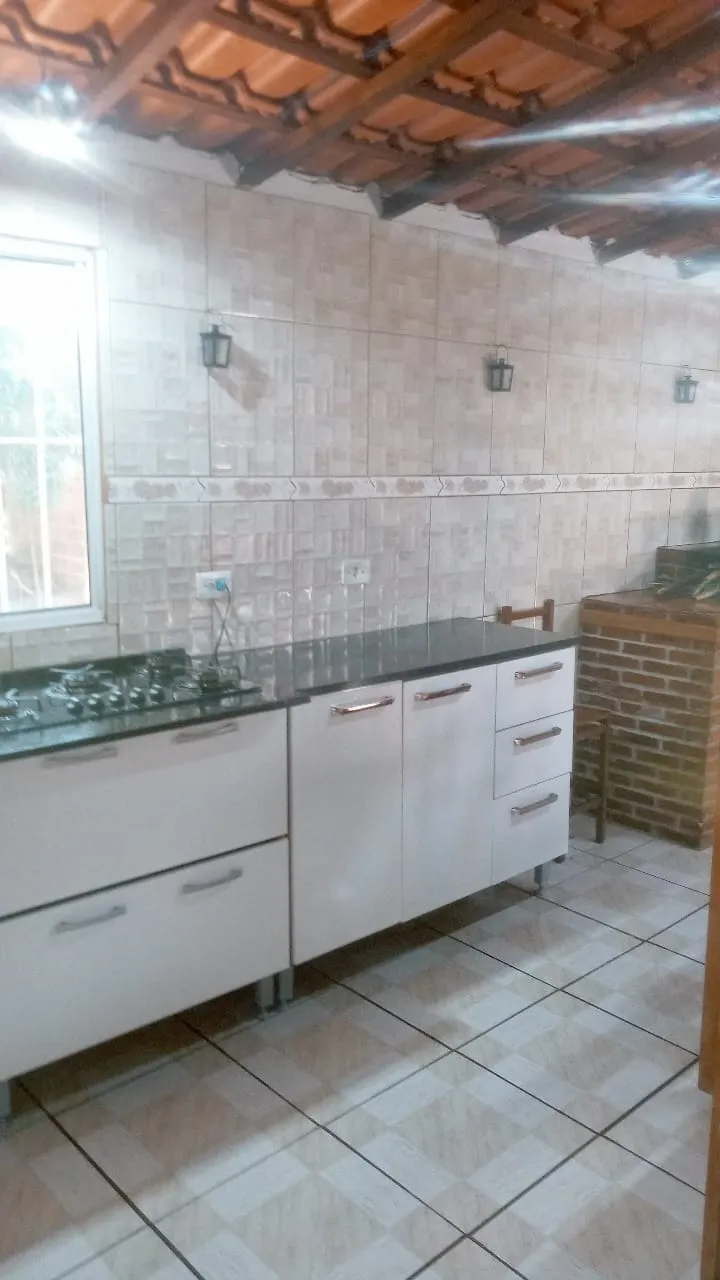 Imagem Chácara à venda 5 Quartos, 1 Suite, 3 Vagas, 1600M², Parque Shangrilá, Pindamonhangaba - SP