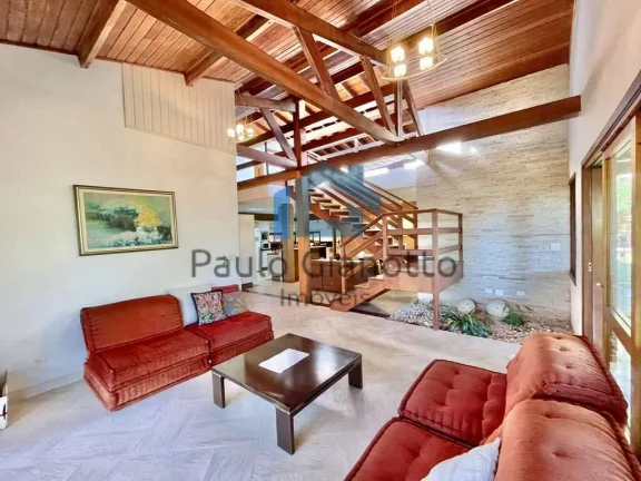 Imagem Linda casa de campo à venda na Fazendinha Granja Viana