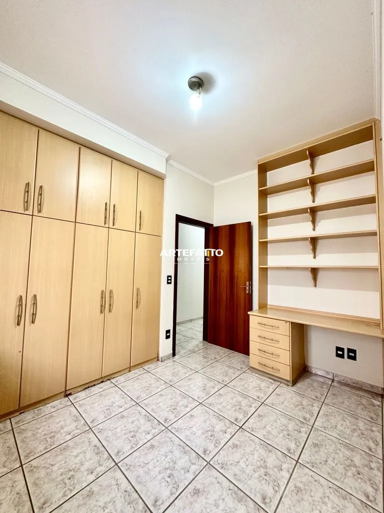 Imagem Casa à venda em Franca, São José, com 4 quartos, 250m2