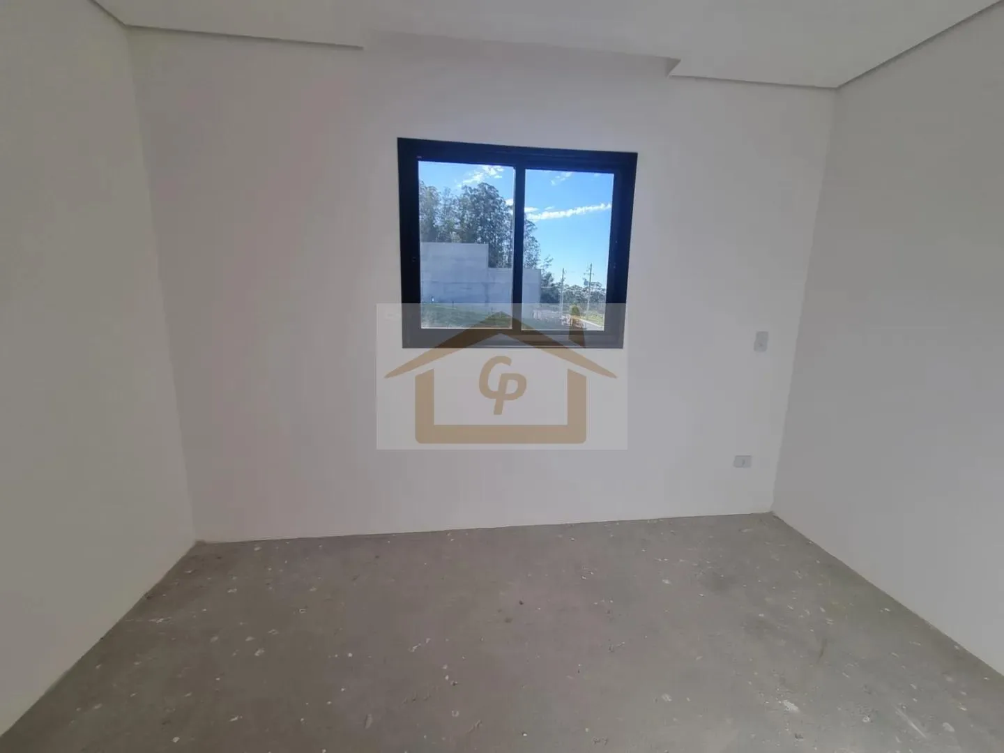 Imagem Casa com 3 quartos (um suíte), 3 vagas. Novidade na Granja Viana!