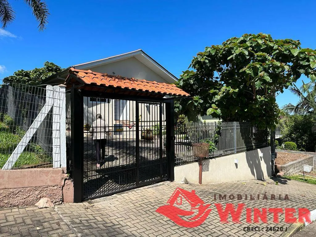 Imagem Casa com moveis a venda!