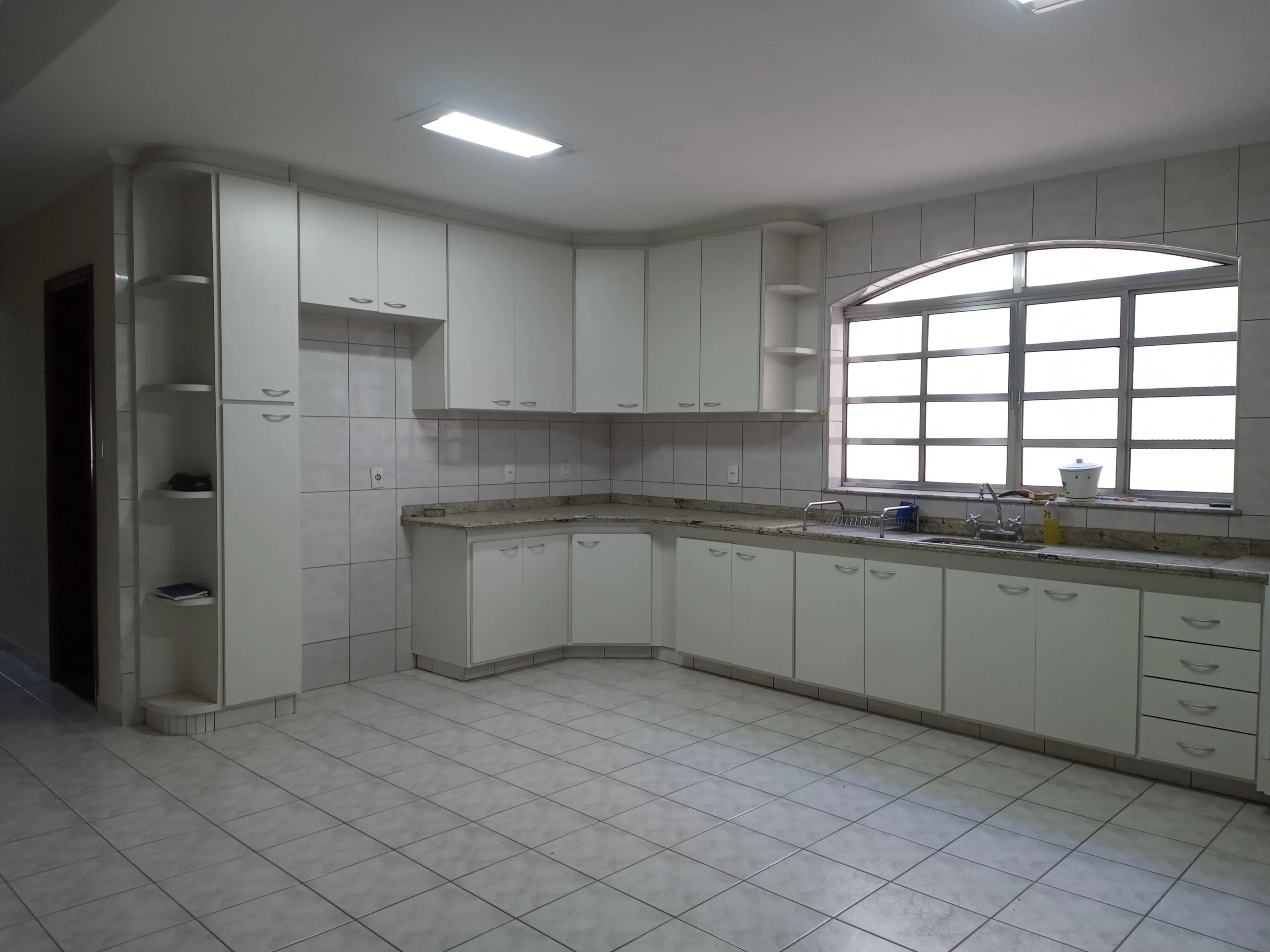 Imagem Seu Novo Lar na Vila Santo André, Conforto e Modernidade em Cada Detalhe!