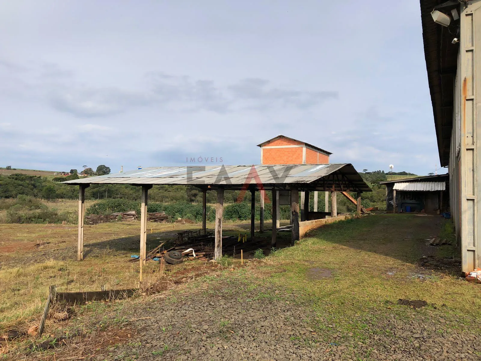Imagem Barracão com escritório para locação 830.00 m , ATALAIA, GUARAPUAVA - PR