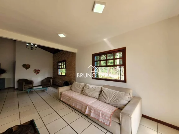 Imagem Casa com 4 dormitórios à venda, 250 m² por R$ 890.000,00 - Condomínio Fazenda Solar - Igarapé/MG