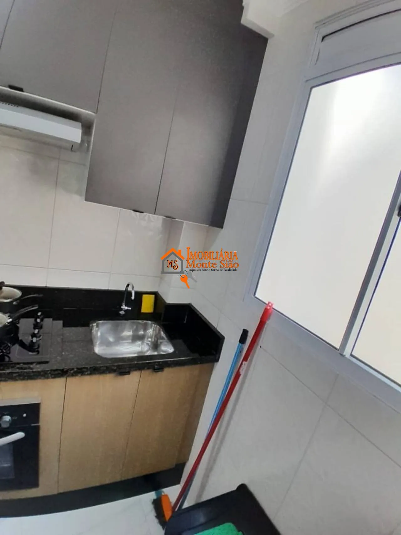 Imagem Apartamento com 2 dormitórios à venda, 52 m² por R$ 290.000,00 - Estância Guatambu - Itaquaquecetuba/SP