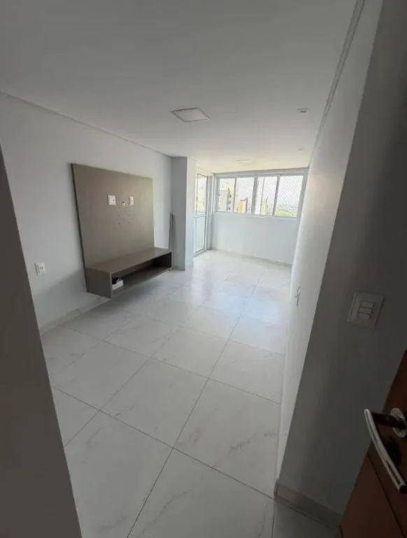 Imagem Apartamento de 54 m² no Vuarnet Home Service, em Miramar, João Pessoa, com 2 quartos, sendo 1 suíte, 2 banheiros e 2 vagas de garagem.