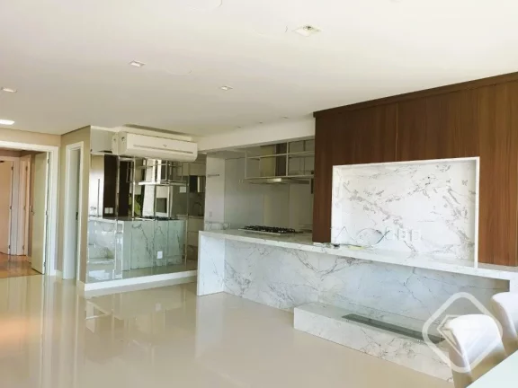 Imagem Apartamento Mobiliado com Suíte e Vista para o Pôr do Sol

Brilhante Imóveis apresenta este belí...