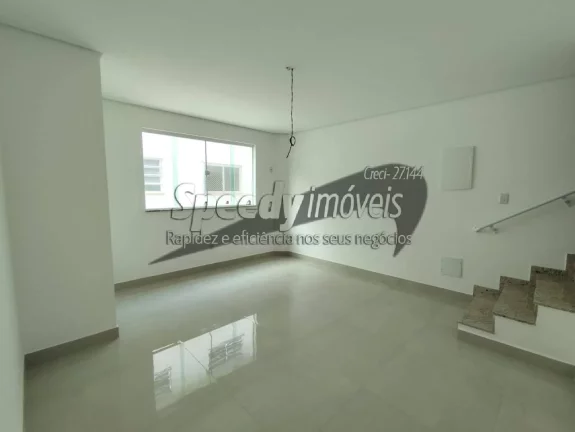 Imagem Casa para venda em Santos 2 dormitórios.