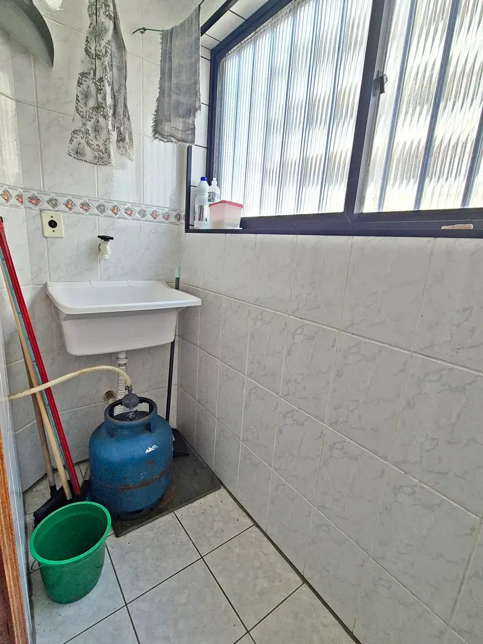 Imagem Apartamento com 1 Quarto à Venda, 50 m² em Mirim - Praia Grande