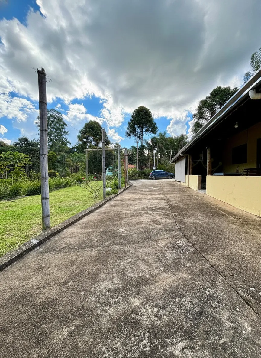 Imagem Sítio 4,17 ha à venda em Santana de Caldas, Caldas