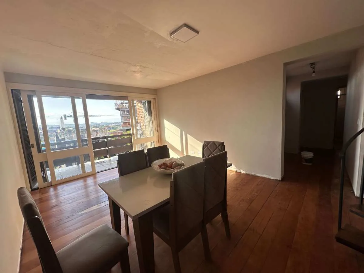 Imagem Cobertura à venda em Torres, predial, com 3 quartos, 252,00m2