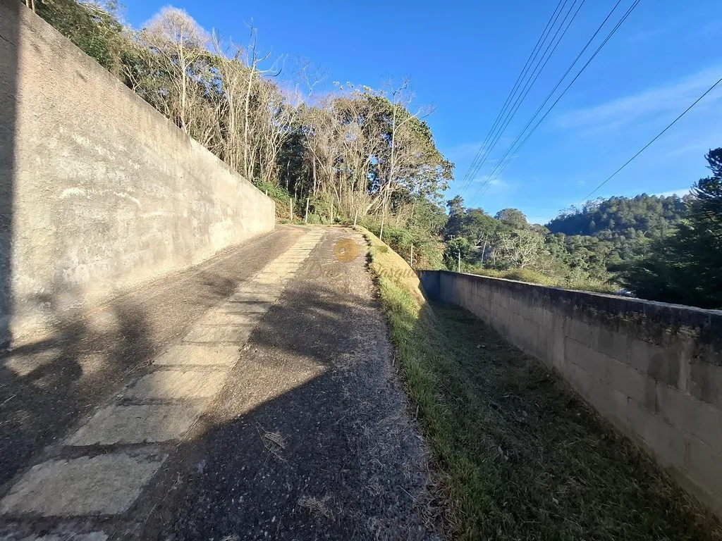 Imagem Terreno em Condomínio para Venda em Teresópolis / RJ no bairro Green Valley