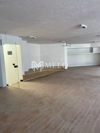 Imagem Oportunidade em PIEDADE: Casa Comercial, 800m², 03qts, 01suite,,.