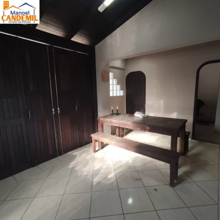 Imagem Casa Averbada à venda em Joinville, bairro Iririú