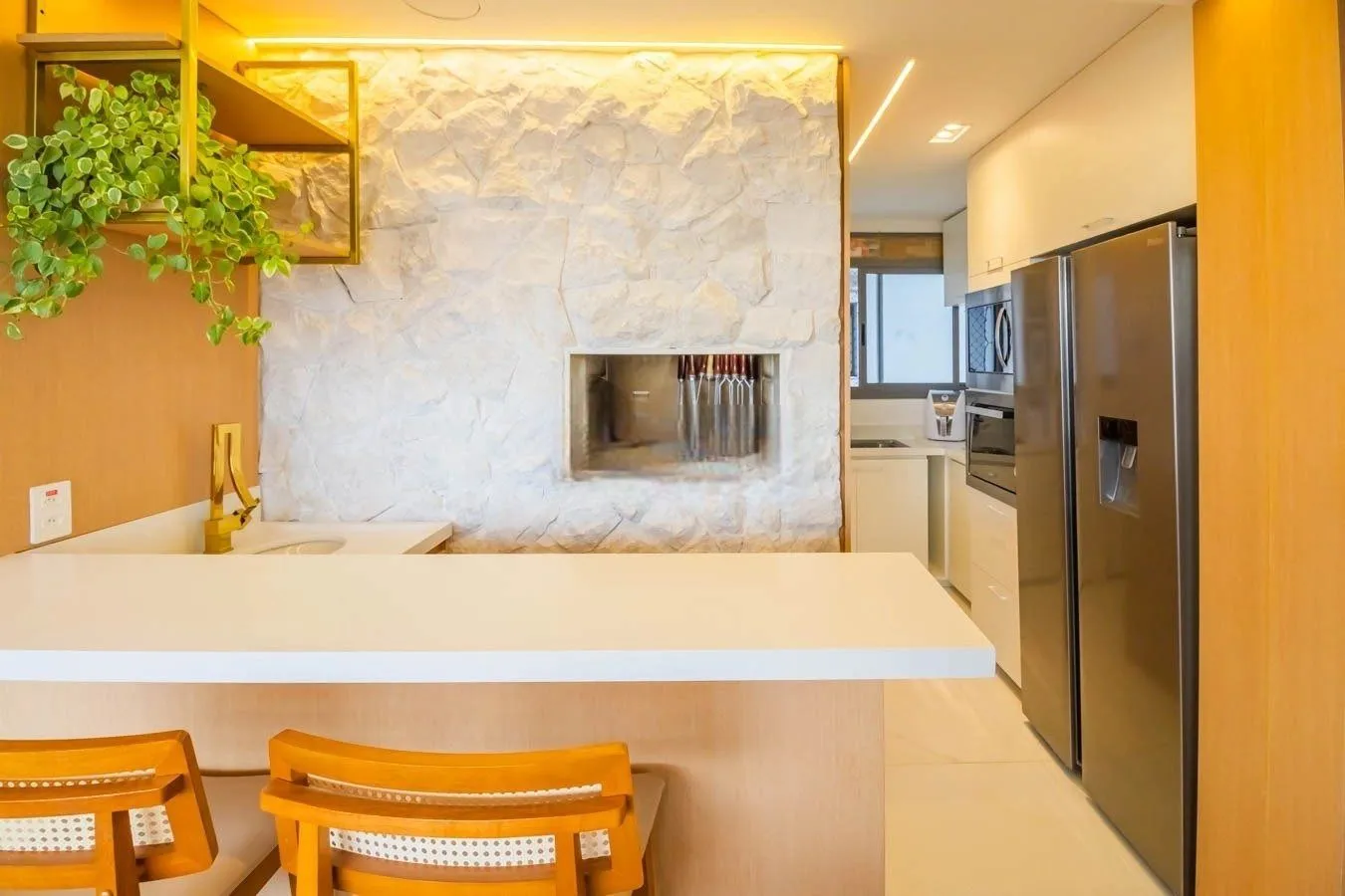 Imagem Apartamento para Venda - 98m², 3 dormitórios, sendo 1 suites, 2 vagas - Petrópolis