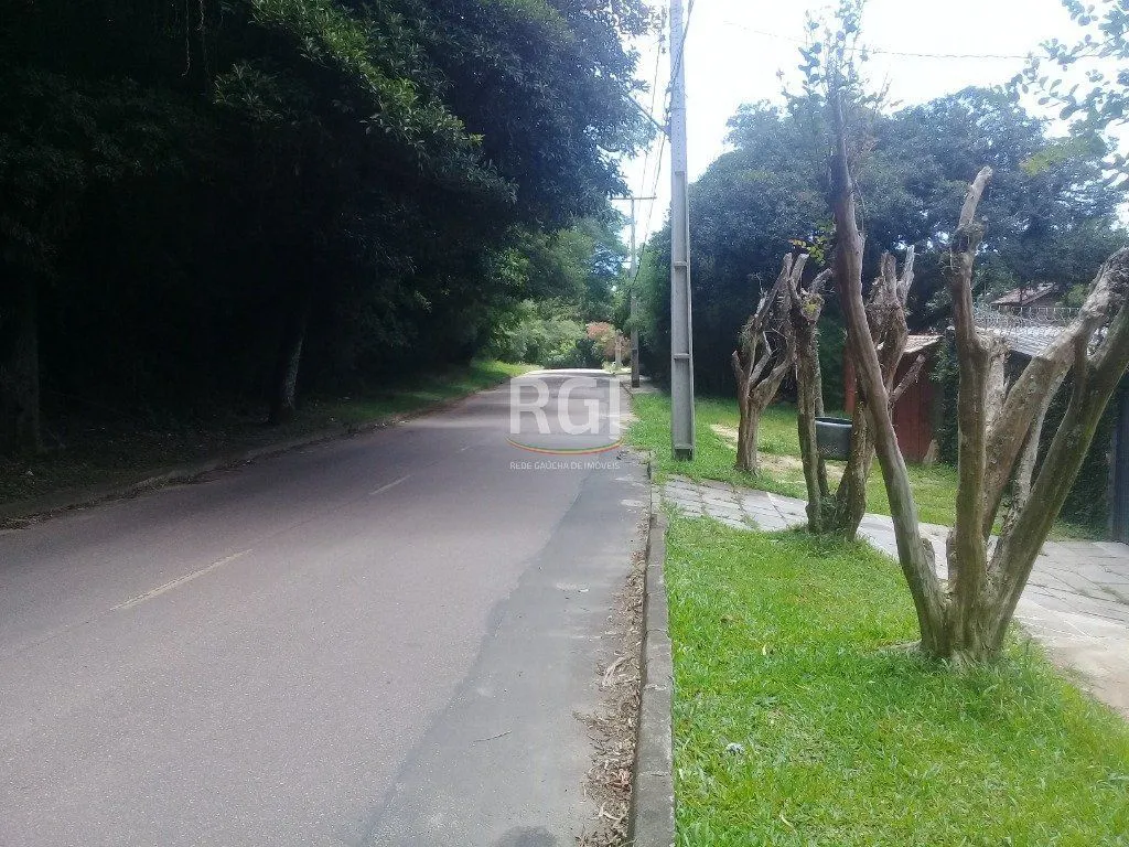 Imagem Terreno para Venda - 873m², 0 dormitórios, Teresópolis