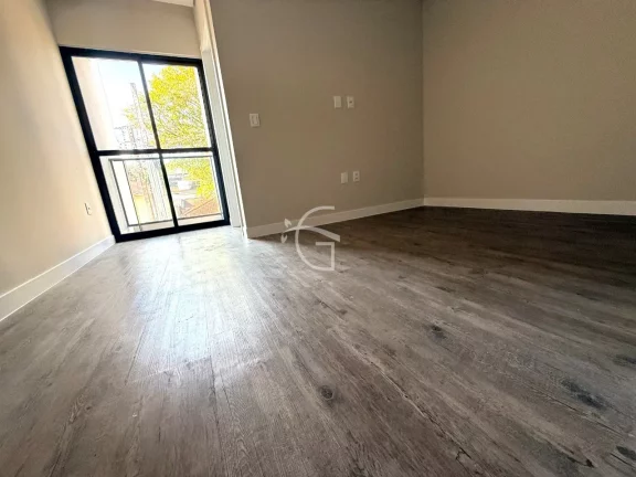 Imagem Casa Geminada à venda no Bairro Santo Antônio, por 650 mil