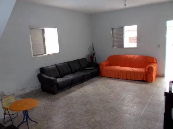Imagem CASA PÓS LINHA - COM PISCINA, PROXIMO A AV. LUCIANA DE BONA