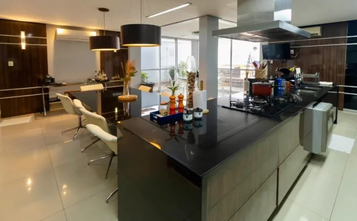 Imagem CASA RESIDENCIAL em MANAUS - AM, FLORES