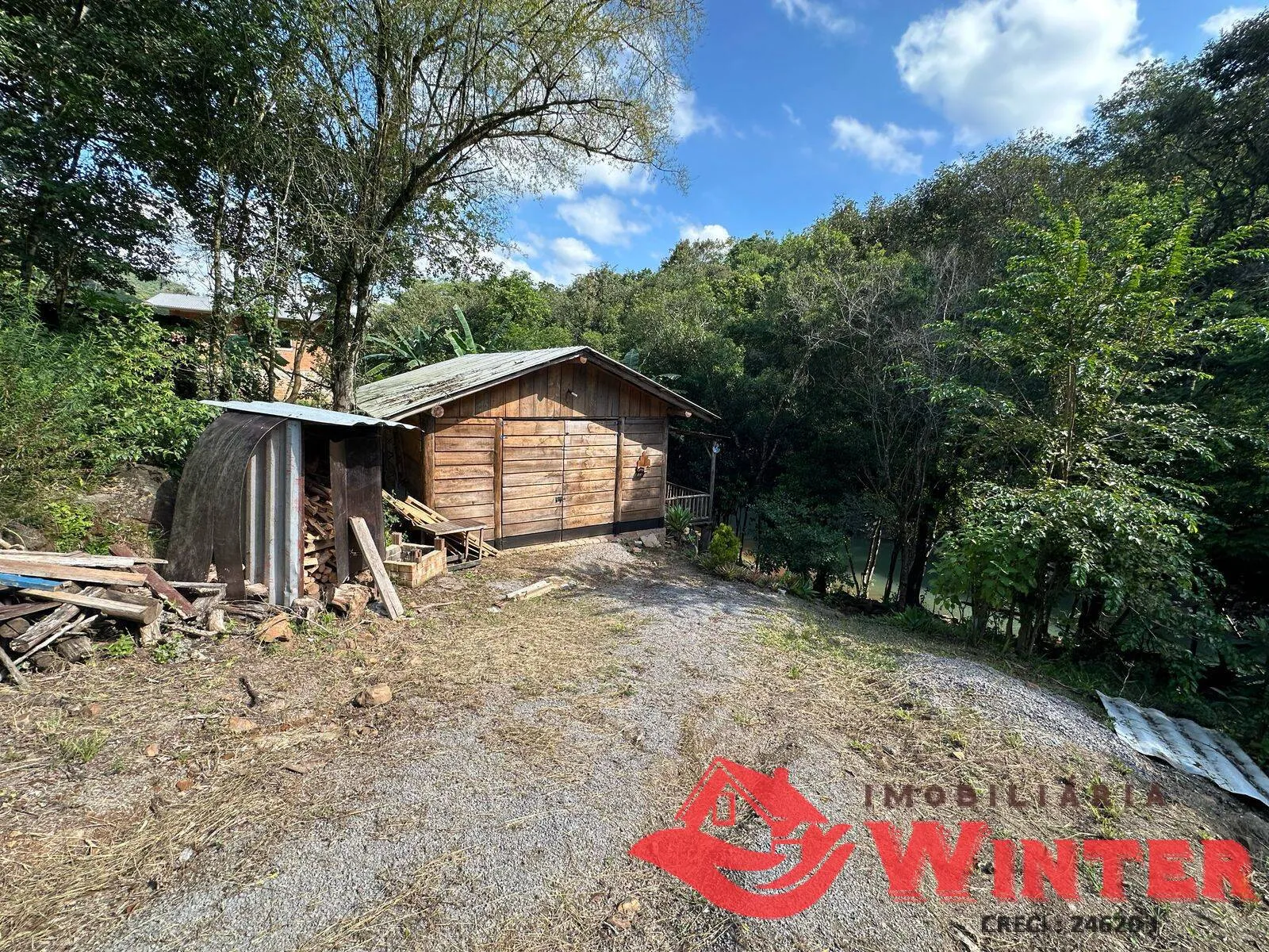 Chácara com 1.779m2 em São Vendelino a venda.