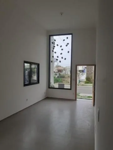 Foto do imóvel Casa à venda 3 Quartos, 1 Suite, 2 Vagas, 142M², Bairro do Grama, Caçapava - SP | Condomínio Terras do Vale