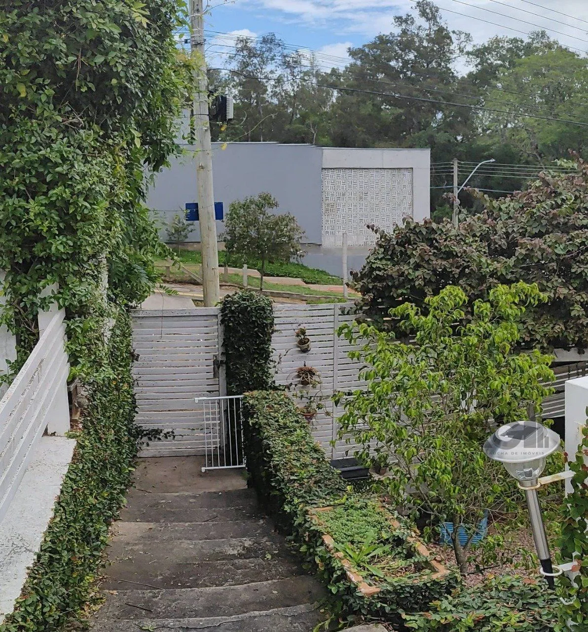 Imagem Sobrado 3 dormitórios à venda Lomba do Pinheiro Porto Alegre/RS