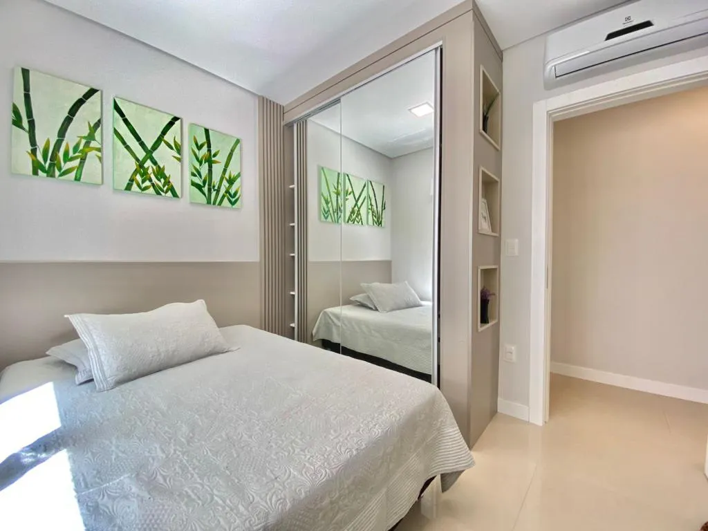 Imagem Apartamento 2 Dormitórios - Bairro Navegantes