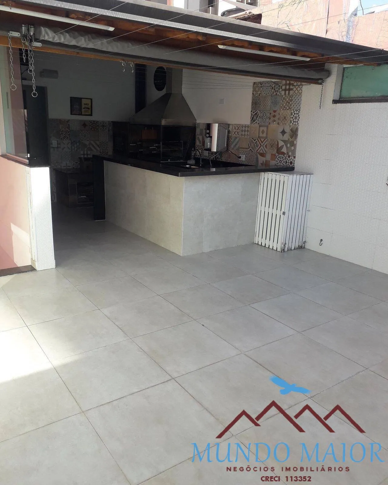 Imagem Aceita Financiamento e Permuta - Sobrado com 194m² e Área Gourmet!