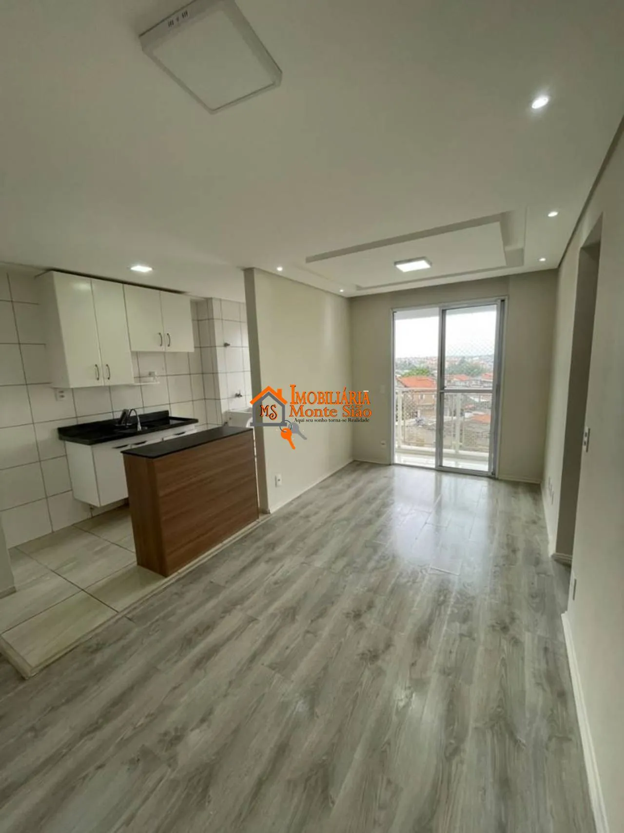 Imagem Apartamento com 2 dormitórios para alugar, 52 m² por R$ 2.576,00/mês - Vila Bremen - Guarulhos/SP