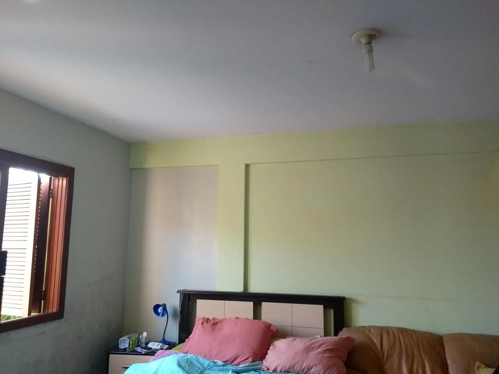 Imagem Predio para Venda - 291m², 3 dormitórios, sendo 2 suites, 1 vaga - Partenon