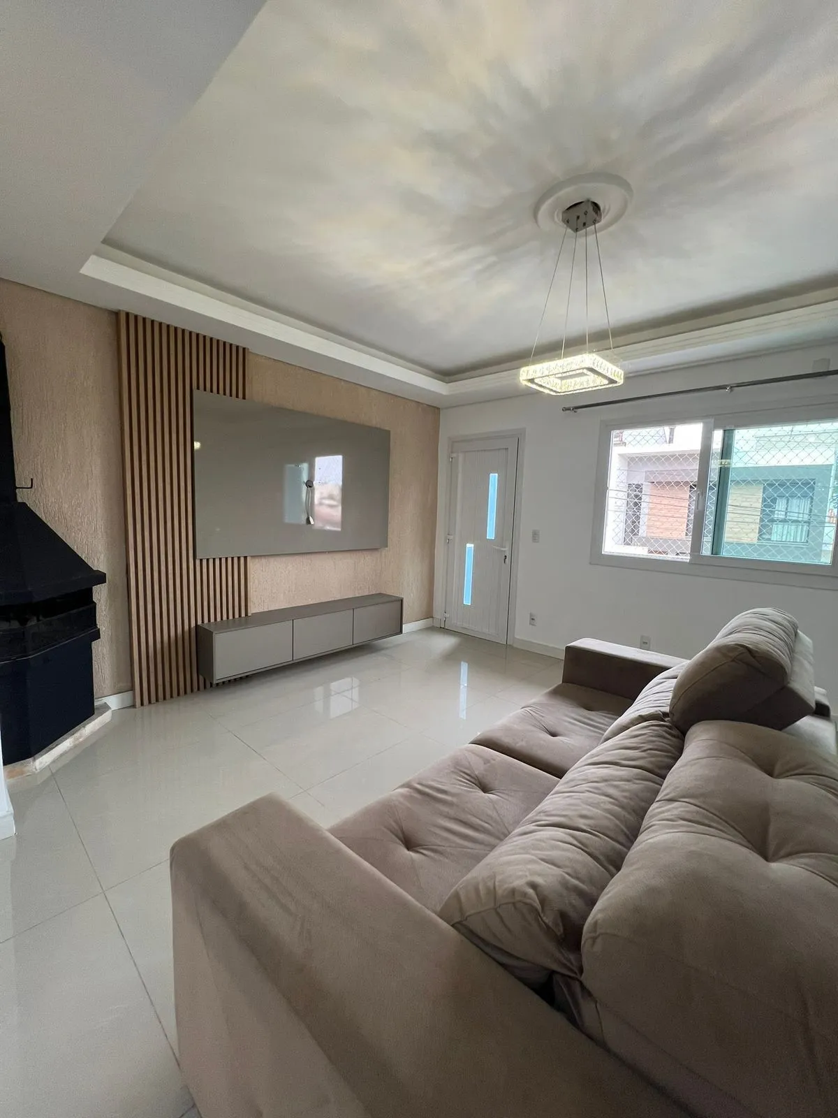 Imagem Casa sobrado em Gravatai de 3 dormitórios e 2 vagas